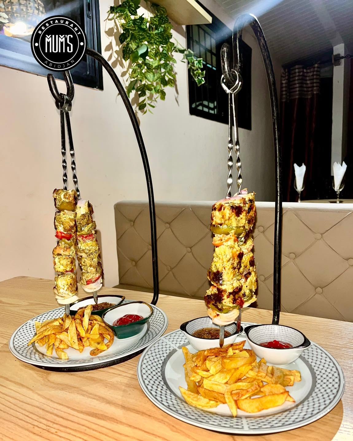 MUM'S RESTAURANT